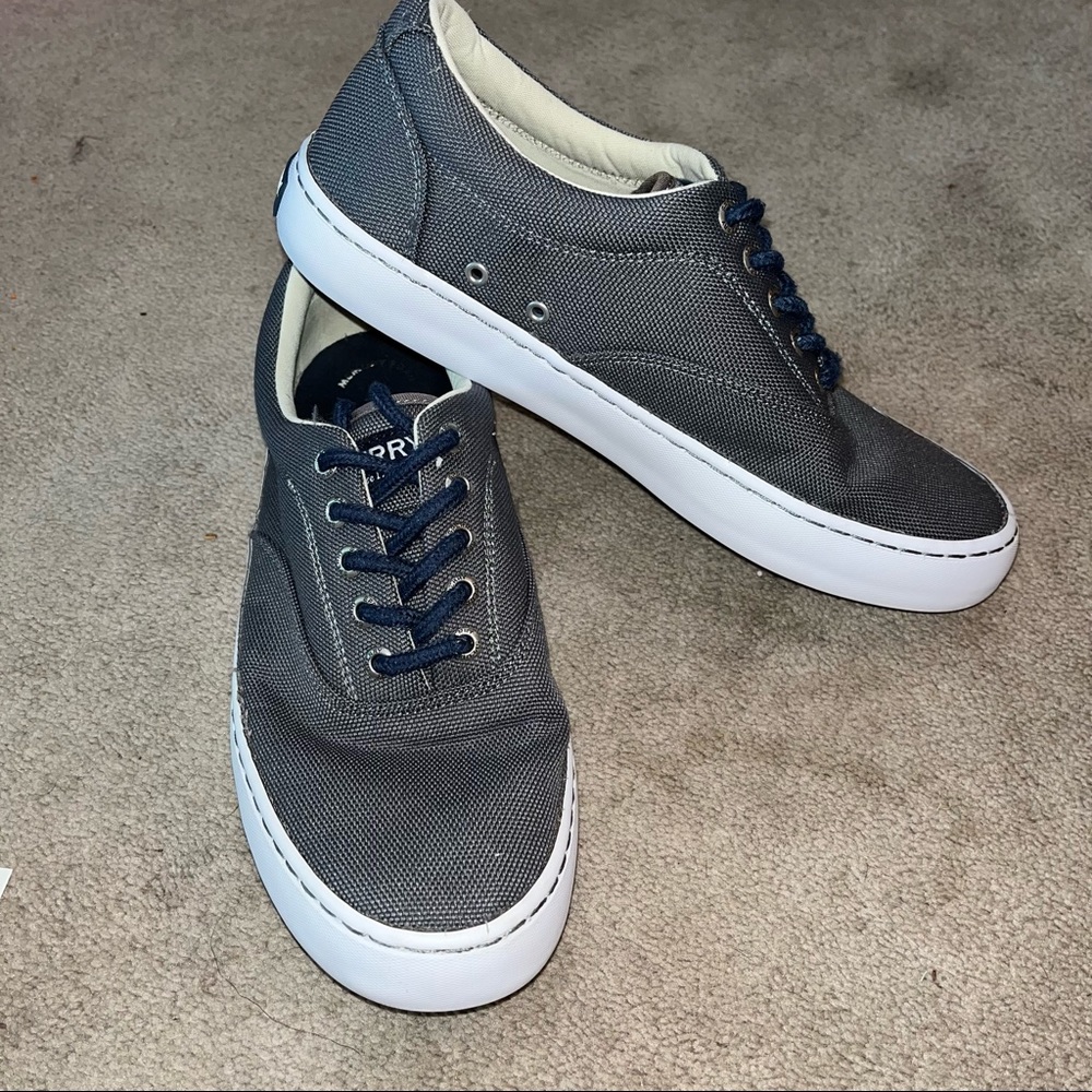 SPERRY TOP-SIDER Cutter Ballistic Lace-Up Sneaker Gray & Navy Blue Mens Size 8.5